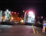 Homem morre após bater em caminhão carregado com coelhos vivos no PR