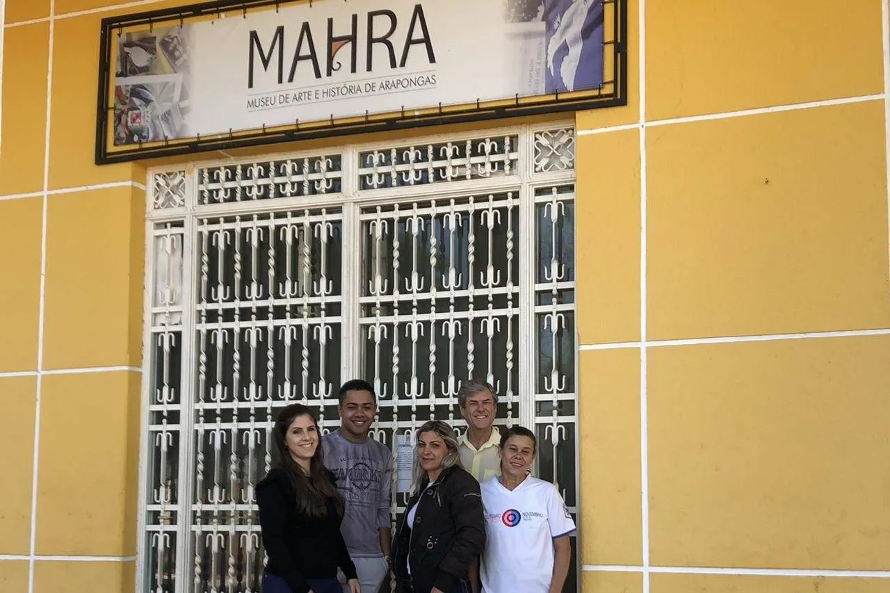 Mahra, de Arapongas, homenageia Dia Internacional do Museu