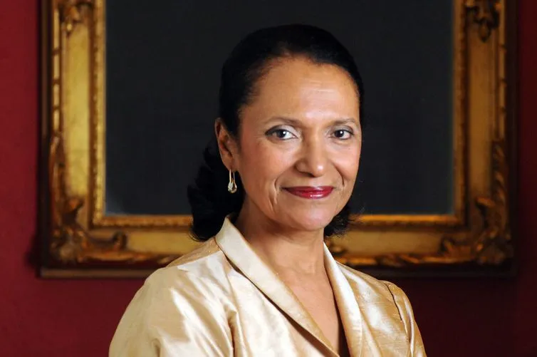  Professora Ligia Fonseca Ferreira 