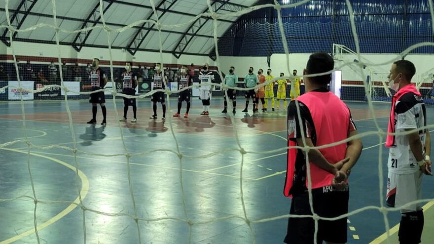 Apucarana Futsal recebe apoio do técnico da Seleção; assista