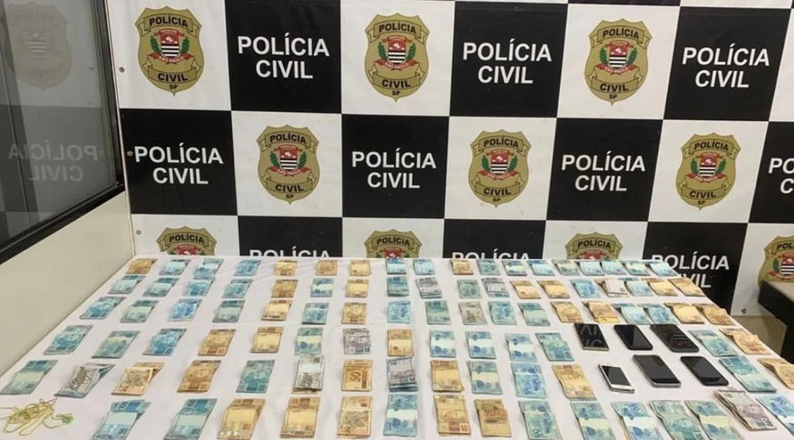 Polícia prende quadrilha por tráfico de "geléia" de maconha