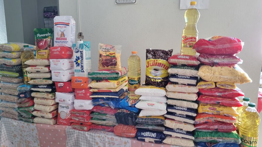 Prefeitura de Ivaiporã doa alimentos à ONG Torre Forte