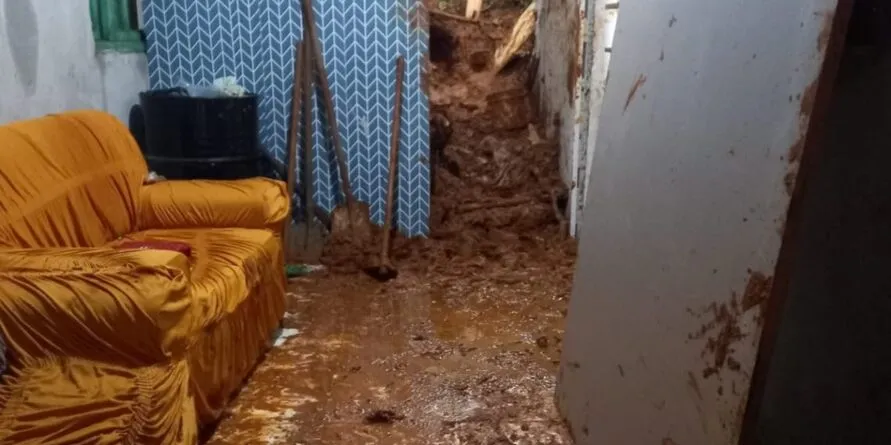 Chuva causa mortes e deixa Balneário Camboriú em estado de atenção