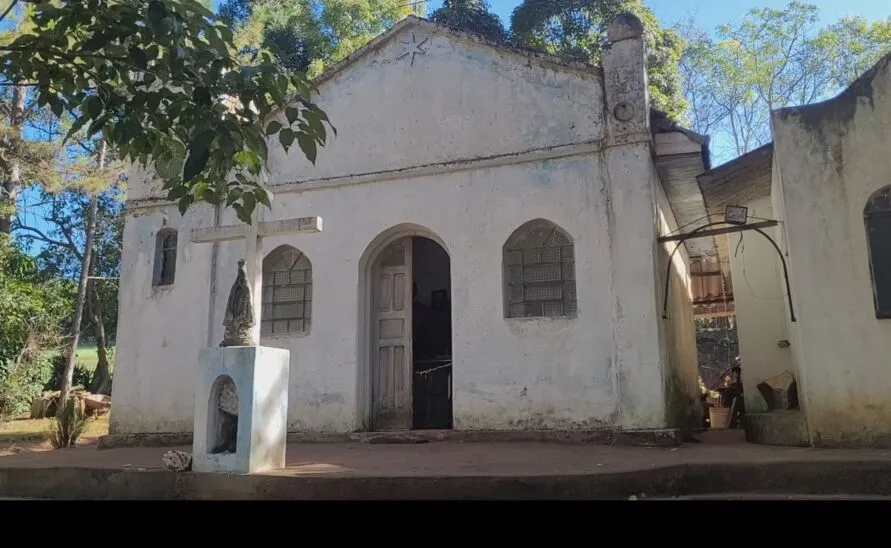  Igreja do Curador, em Arapongas 