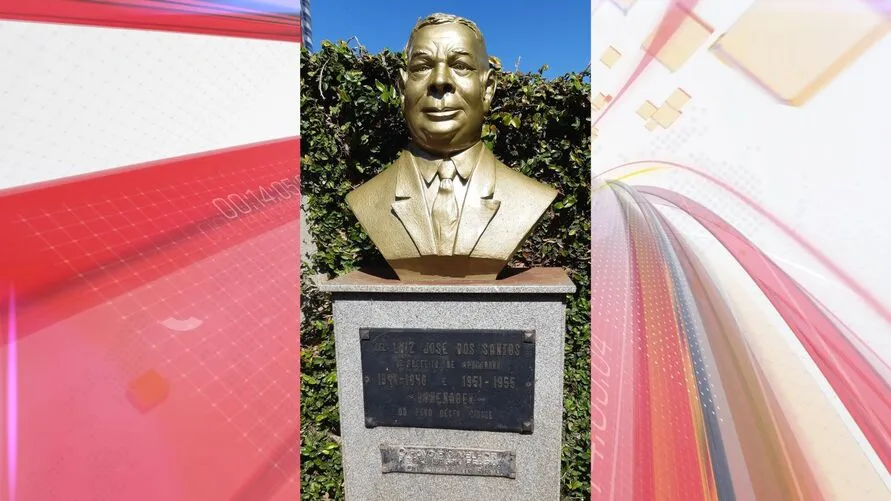  Busto do primeiro prefeito na Praça do Redondo 