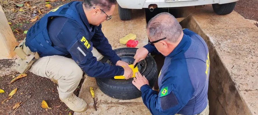  Cocaína encontrada dentro de pneu em Foz do Iguaçu 