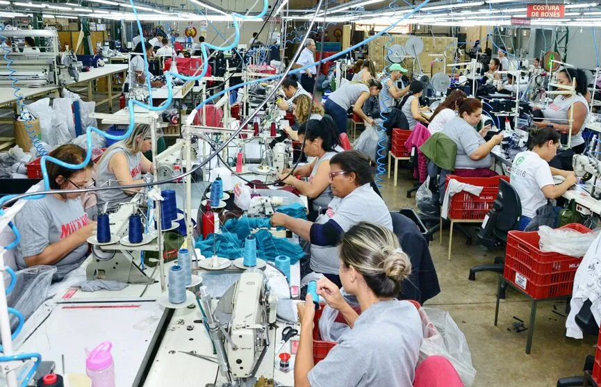 Setor gera mais de 7 mil empregos formais em Apucarana 