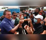 Bolsonaro entrega títulos de propriedade rural para famílias em Goiás