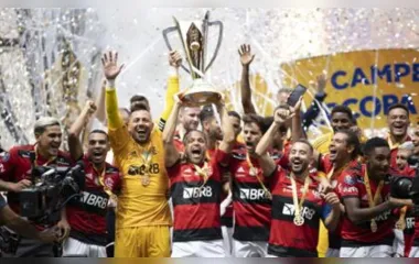 Flamengo bate Palmeiras nos pênaltis e leva Supercopa