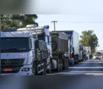 Greve: caminhoneiros podem parar a partir de novembro