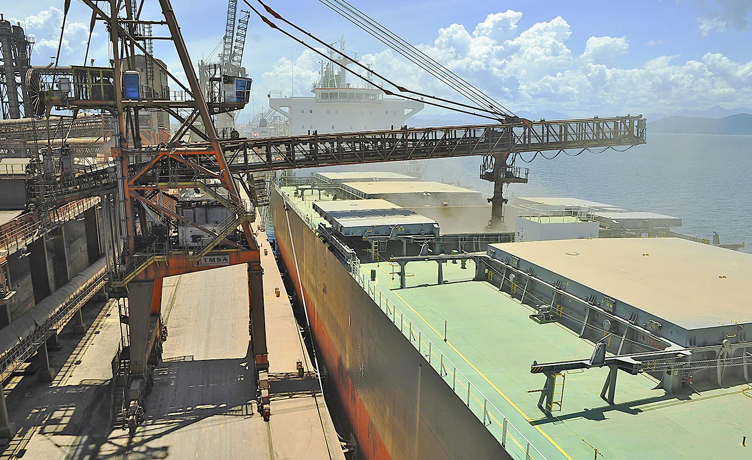 Embarque de soja no Porto de Paranaguá é o maior da história