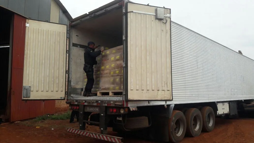 GM apreende caminhões com cargas roubadas em Arapongas