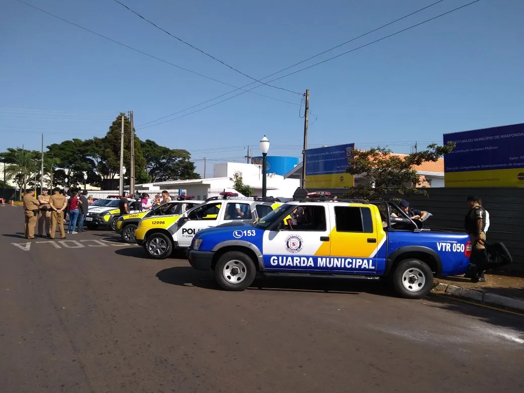 Prefeito Sérgio Onofre entrega novo módulo policial e viaturas 0 km à comunidade