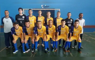 O time "A" de futsal do Mater Dei disputa a fase macrorregional dos JEP`s - Foto: Divulgação