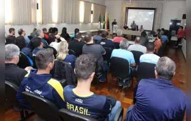 A reunião aconteceu no Salão Nobre da Prefeitura de Ivaiporã (Foto/Assessoria Imprensa PMI)