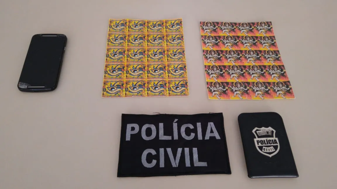 Polícia Civil de Apucarana prende rapaz com mil pontos de LSD