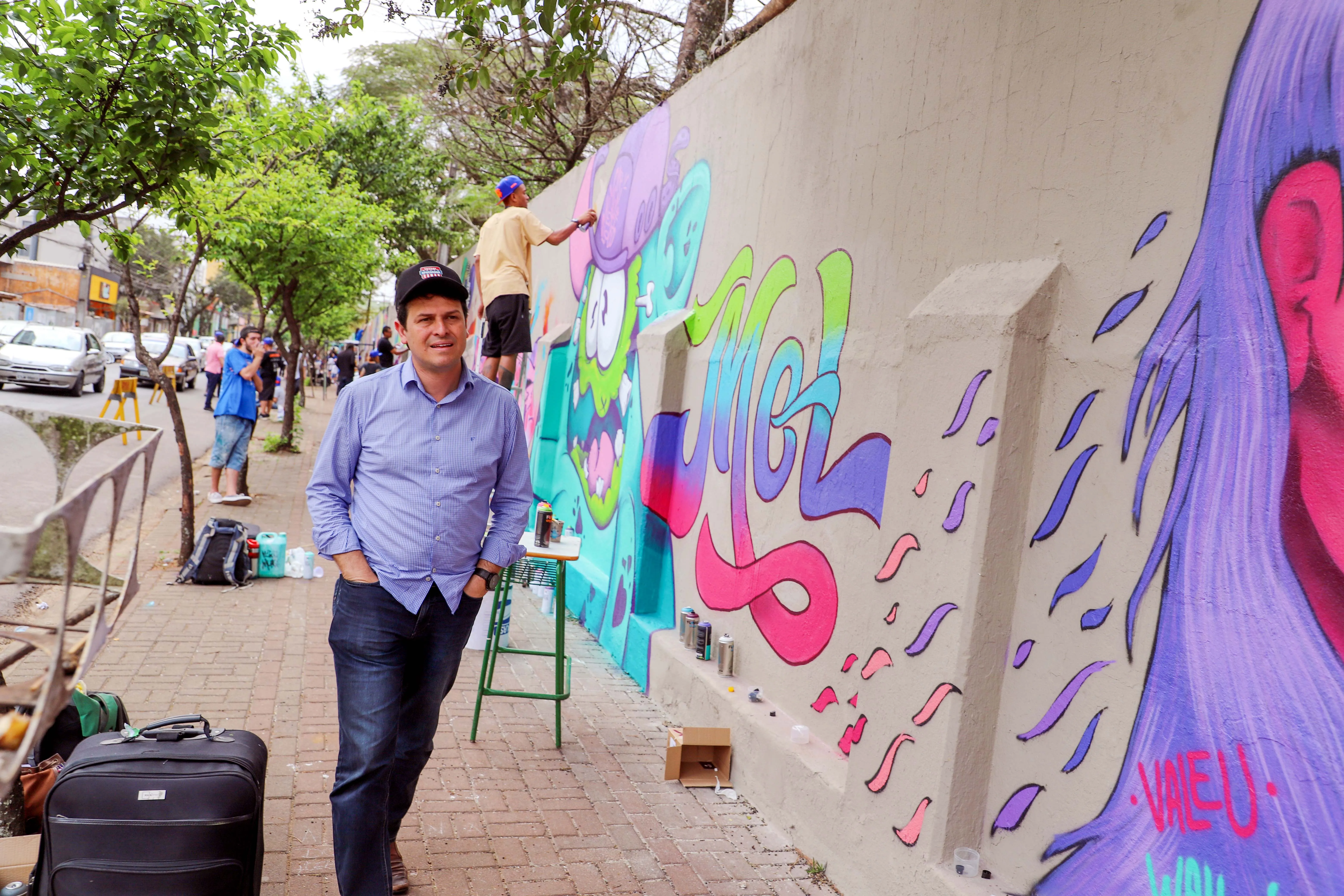 Encontro Nacional de Graffiti proporciona painel de arte para Apucarana