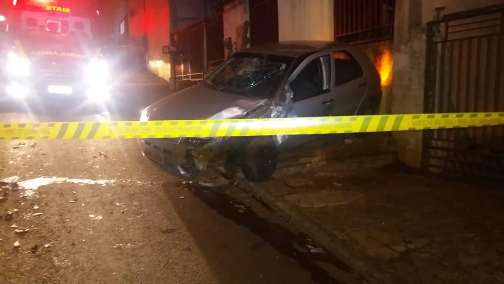 Casal sofre ferimentos após acidente em Apucarana 