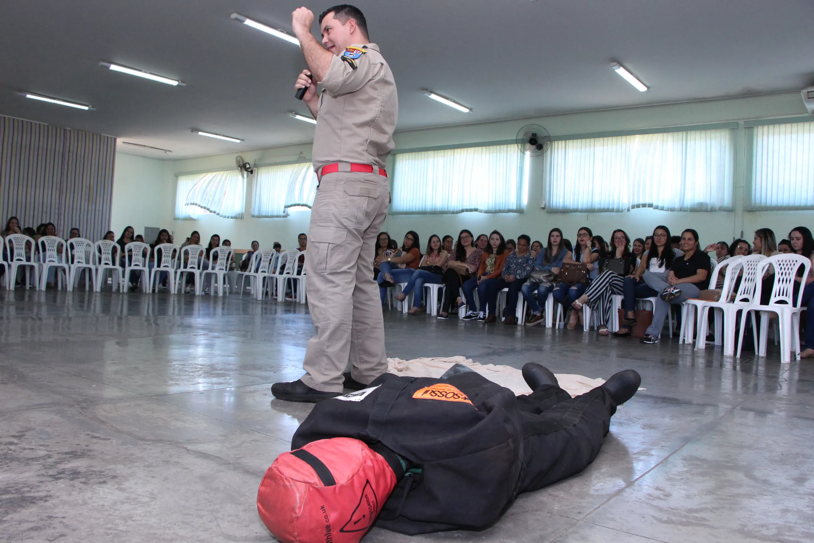 Servidores da Secretaria Municipal de Educação da Prefeitura de Ivaiporã passam por formação continuada