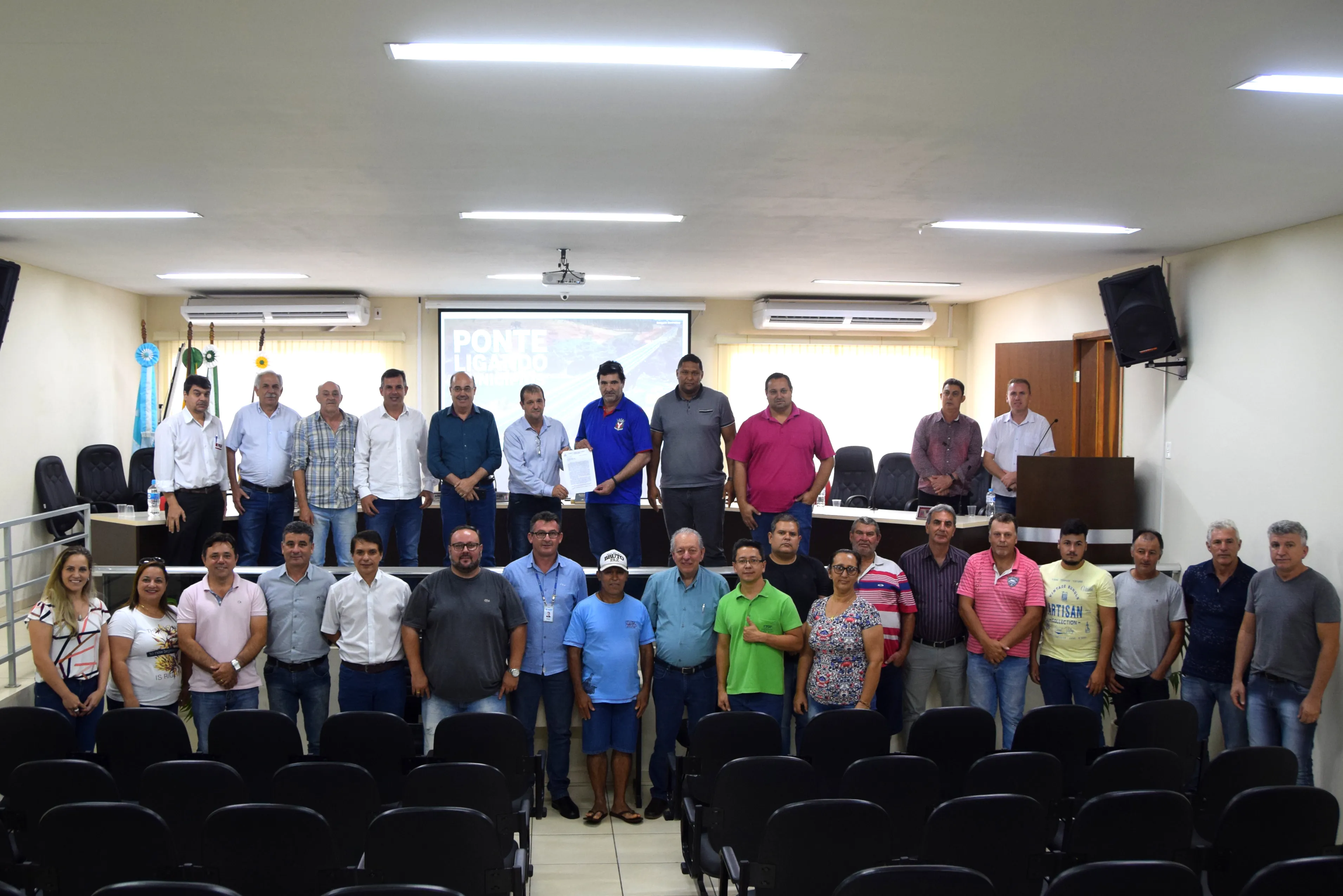 Reunião em Jardim Alegre discute construção de ponte sobre Rio Ivaí
