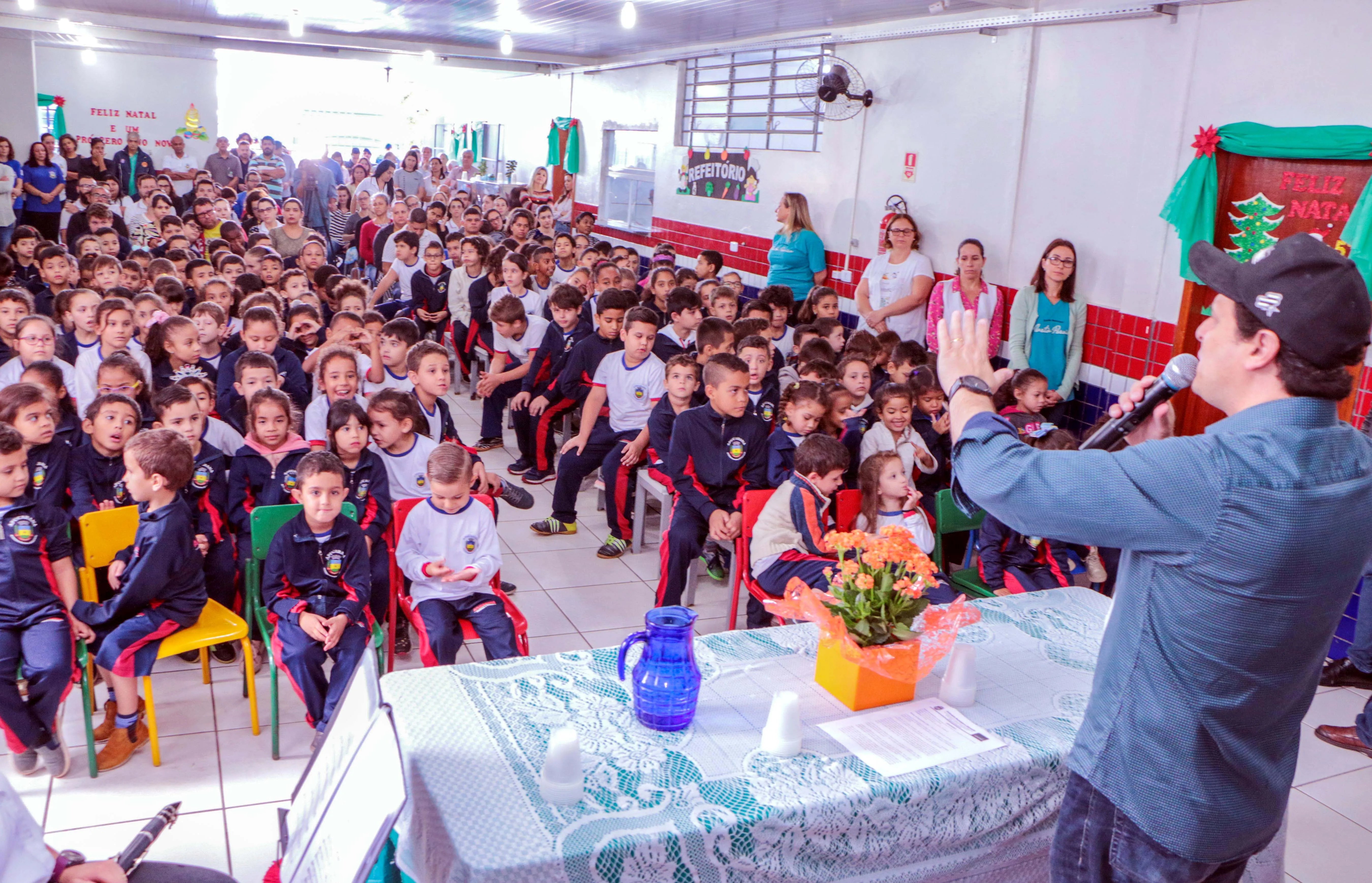 Prefeito de Apucarana entrega reforma e ampliação de escola no Jardim Menegazzo