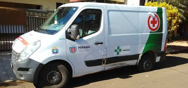 Ambulância da Prefeitura de Manoel Ribas se envolve em acidente