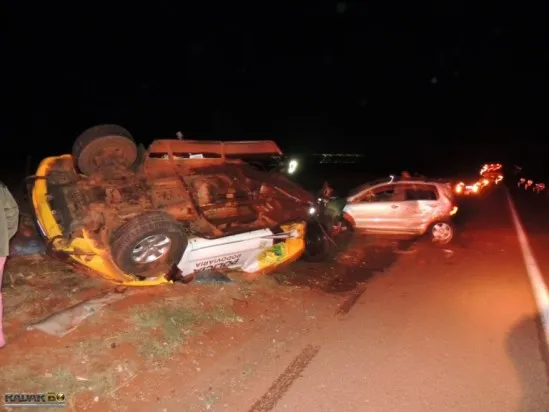 Policiais rodoviários e socorristas são atropelados por caminhoneiro embriagado; duas pessoas morrem