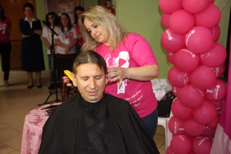 Hospital da Providência de Apucarana promove atividades no ‘Dia Rosa’