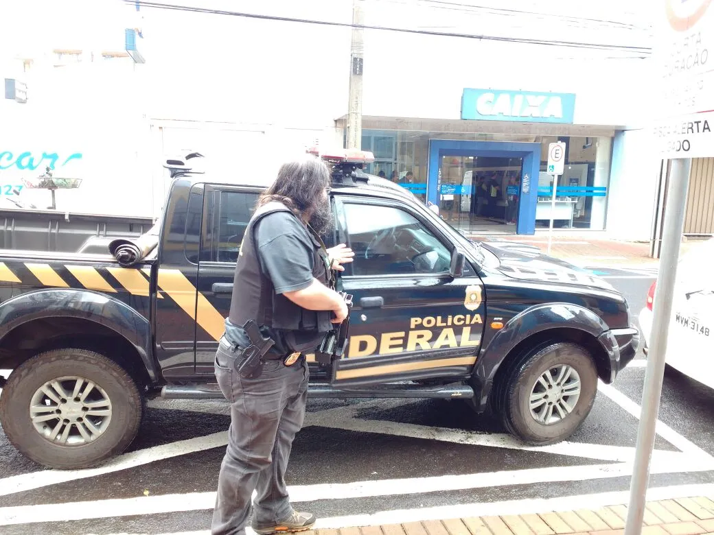 Polícia Federal fiscaliza agências bancárias de Apucarana