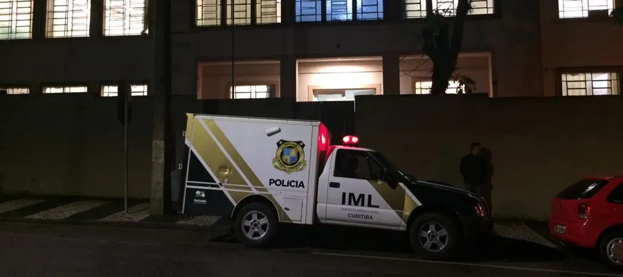 Estudante de 19 anos passa mal e morre dentro de colégio em Curitiba