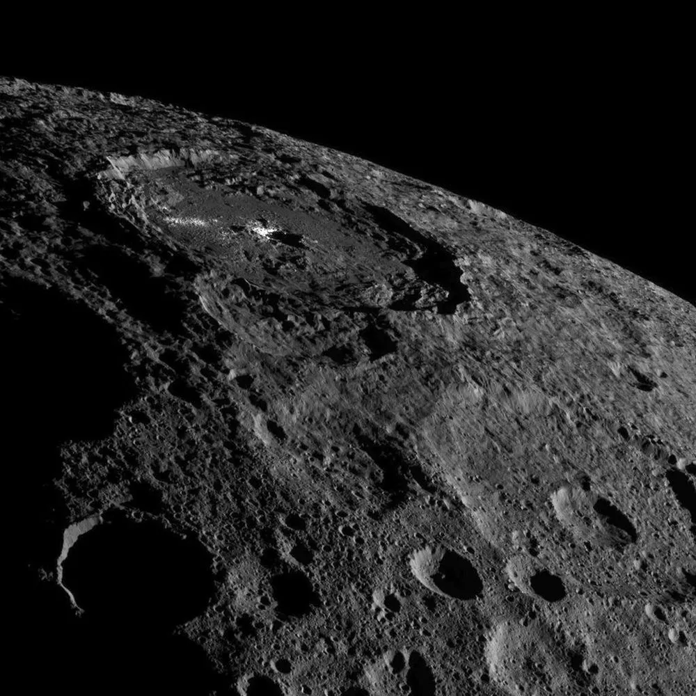 NASA divulga imagens recentes da superfície de Ceres 