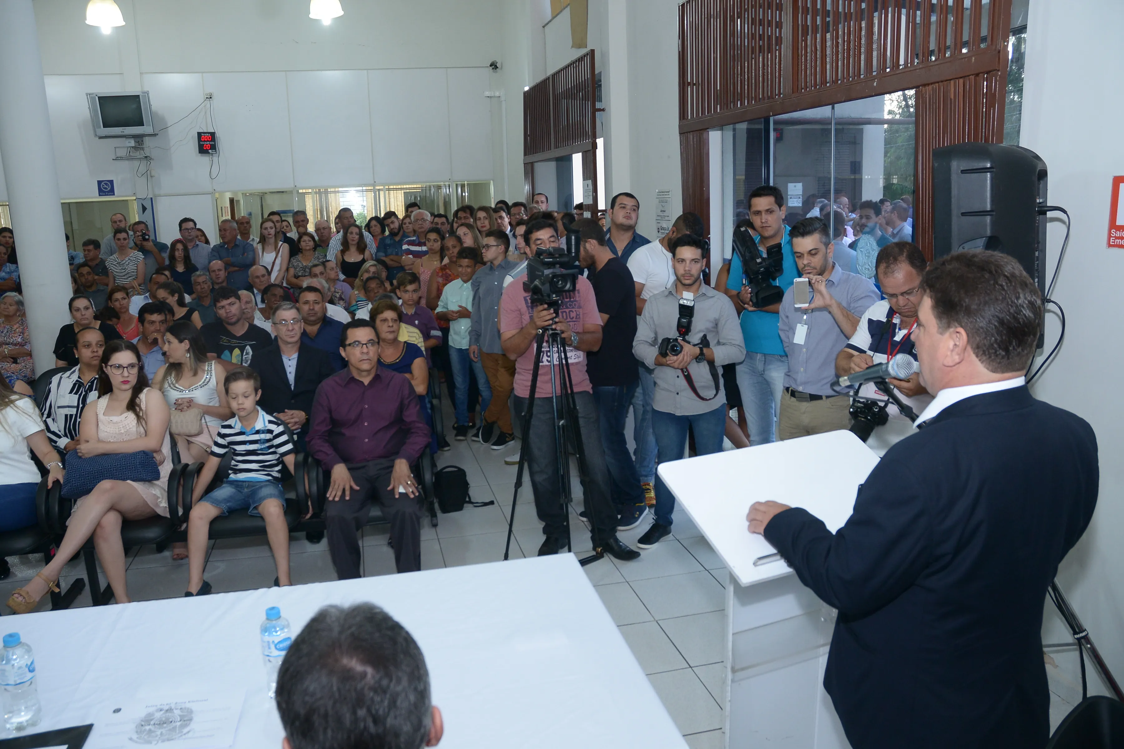 Justiça diploma prefeito, vice e vereadores eleitos em Arapongas
