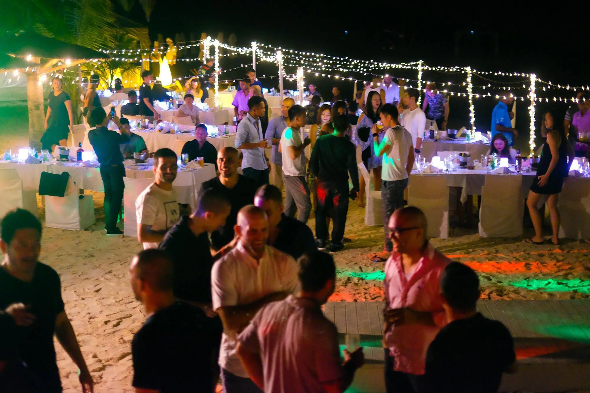 Patrão gasta R$ 1,6 milhão para oferecer festa a funcionários em resort 