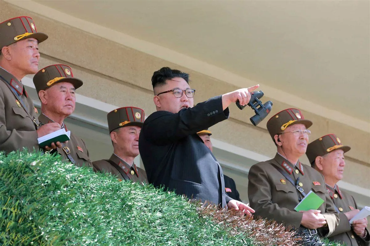 Veja imagens de propaganda do ditador da Coreia do Norte