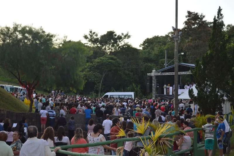 Festa de Santo Expedido atrai grande público em Apucarana