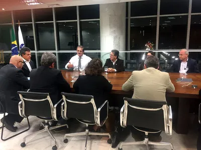 Governador do Paraná recebe reitores e inicia discussão sobre autonomia