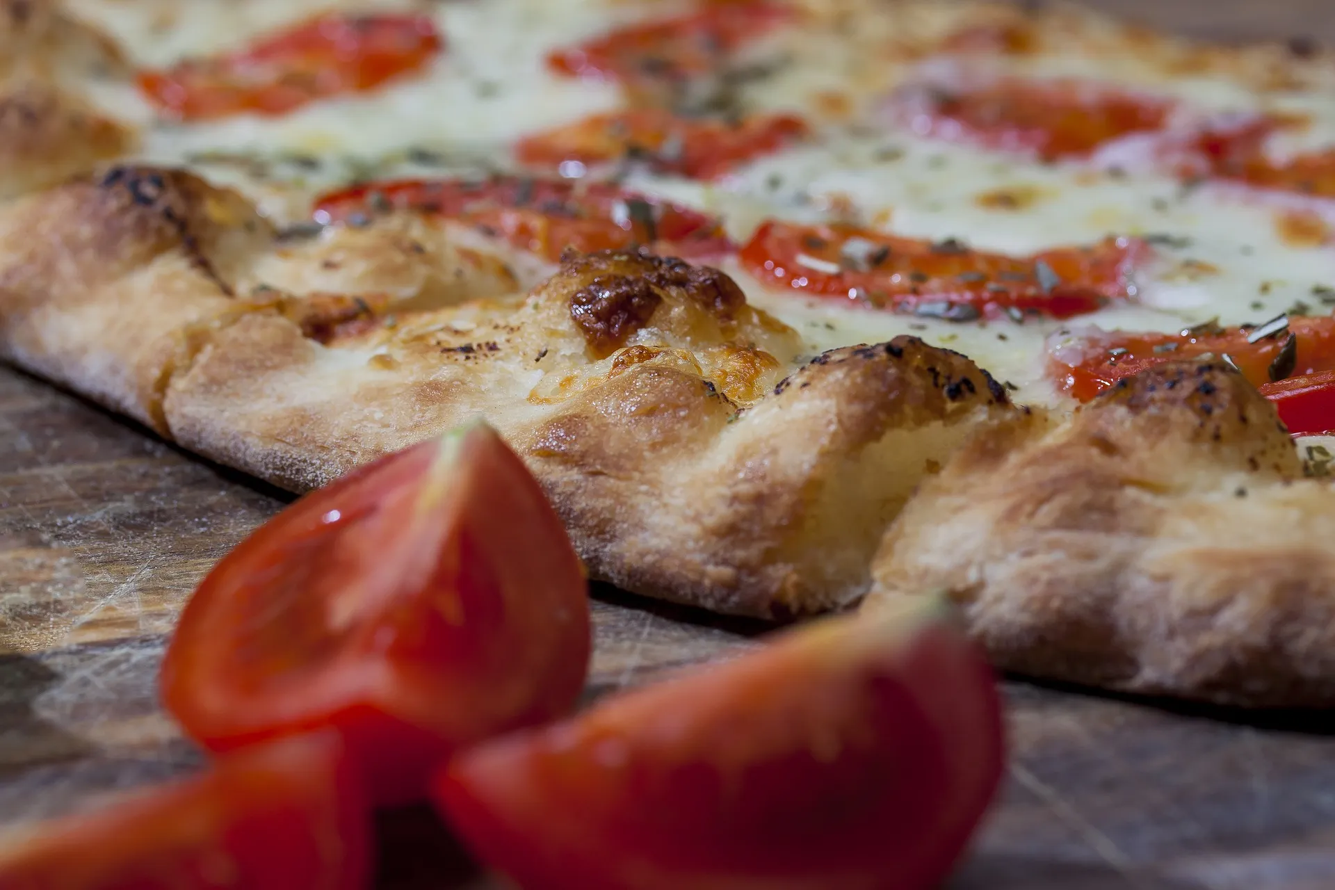 No Dia da Pizza, confira algumas curiosidades sobre esse prato que é paixão nacional