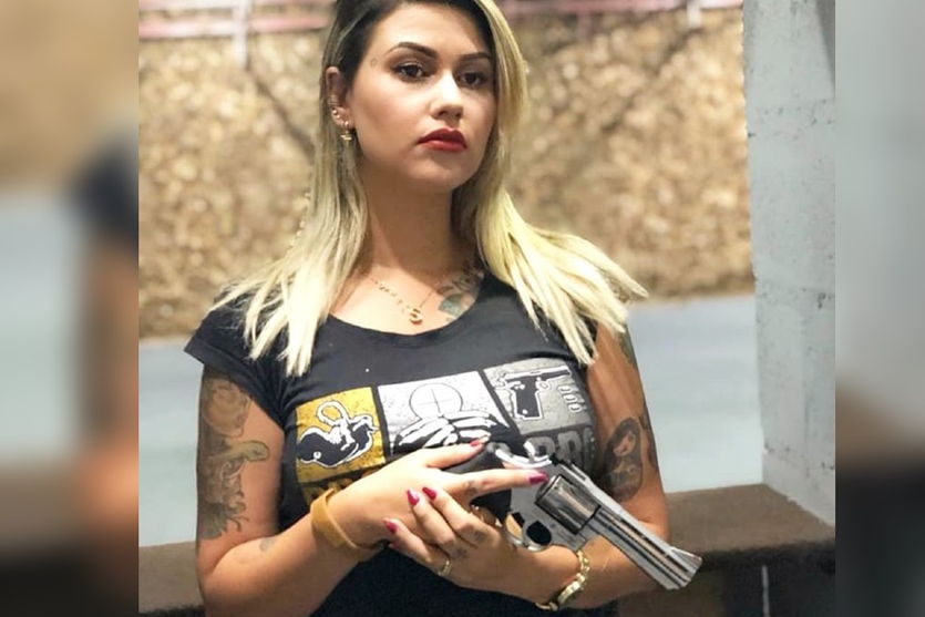 Ativista pró-bolsonaro Sara Winter é presa pela PF em Brasília