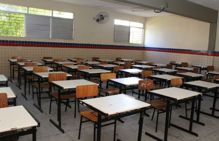 Instituição de ensino pede autorização para retomada das aulas