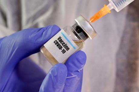 Vacina da China contra covid-19 pode ficar pronta para distribuição em 2020