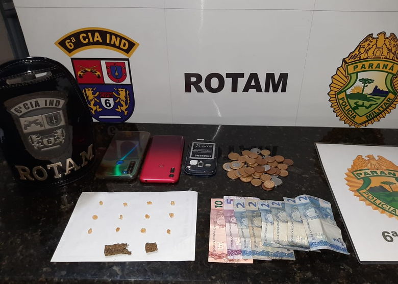 Após denúncias, ROTAM apreende drogas em casa na Vila Monte Castelo