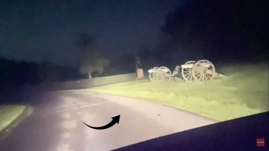 Homem visita campo de batalha e relata ter filmado fantasmas; Vídeo