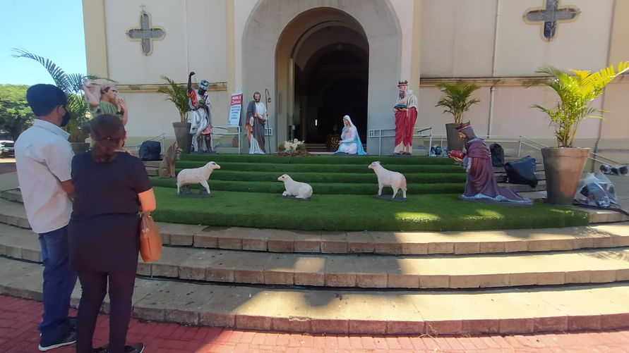 Visitantes aprovam presépio da Catedral em Apucarana; Vídeo