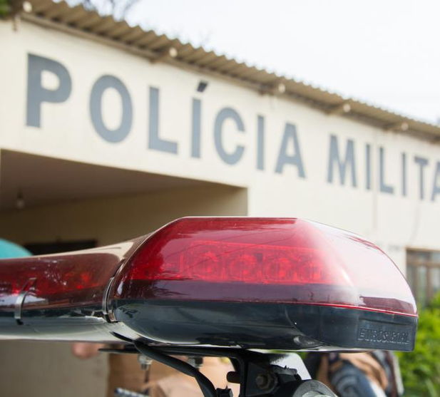 Polícia Militar apreende menor com 3,9 gramas de maconha