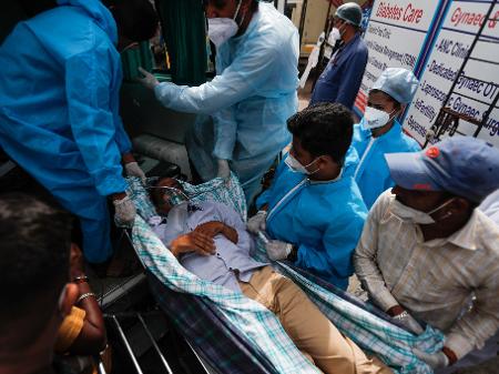 Pacientes com Covid-19 morrem em incêndio em hospital