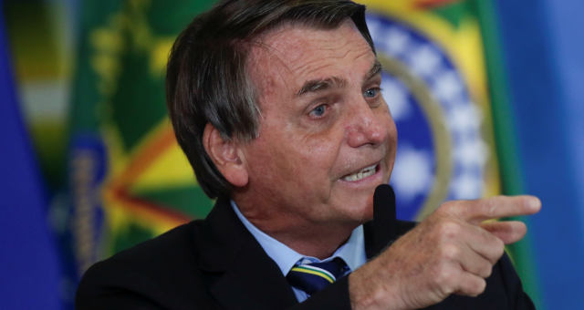 Bolsonaro diz que não é responsável pelo desemprego do país