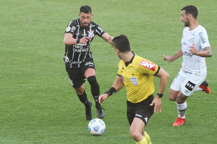 Na estreia de Giuliano, Corinthians empata com o Santos