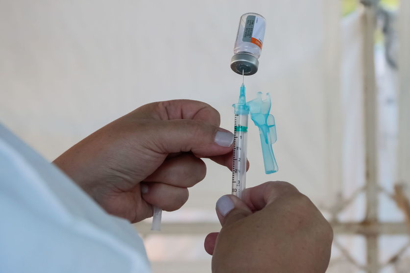 Nova faixa etária é vacinada em Apucarana nesta quinta (29)