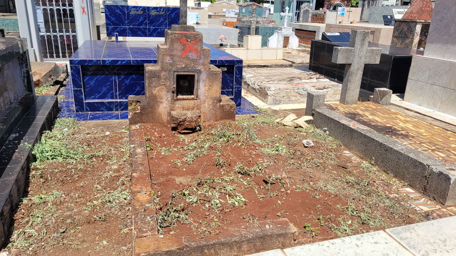 Aserfa faz campanha para manutenção de túmulos; veja