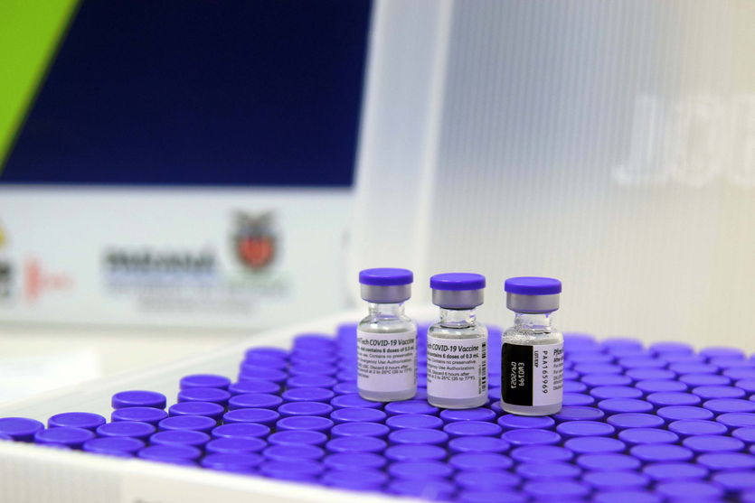 PR recebe mais 567.450 vacinas contra a Covid-19